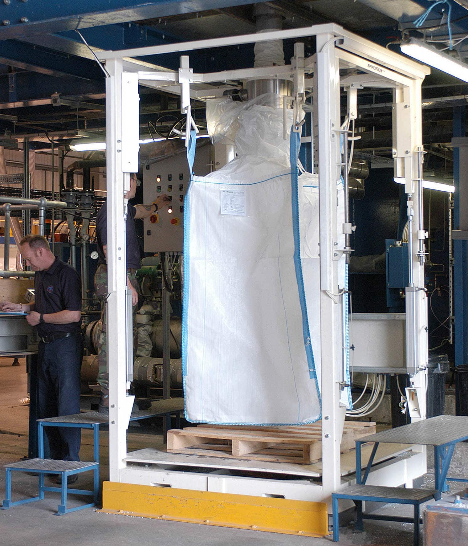 Bulk Bag Filler Fills Plastics For Solid State Polymerization Leader