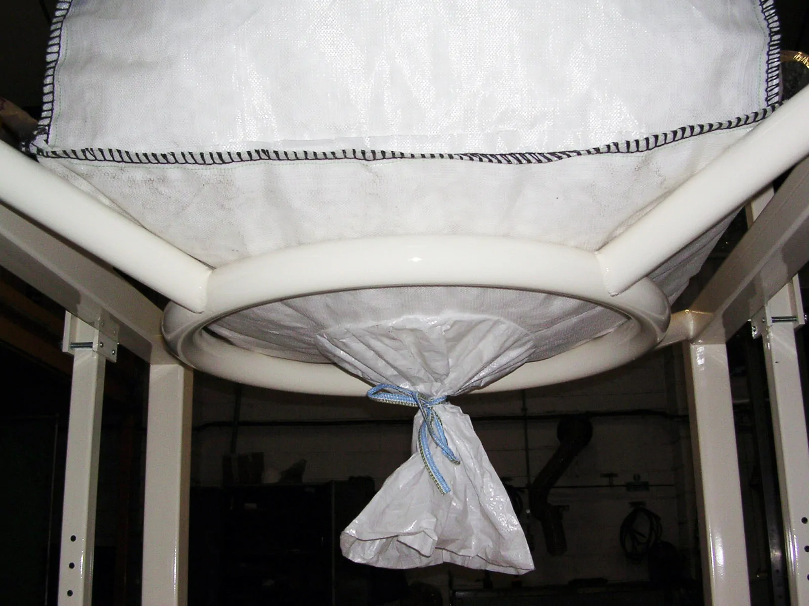 T1 Simple Frame Bulk Bag Unloader - Spiroflow